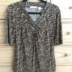 Liz Claiborne black and cream short sleeve top
